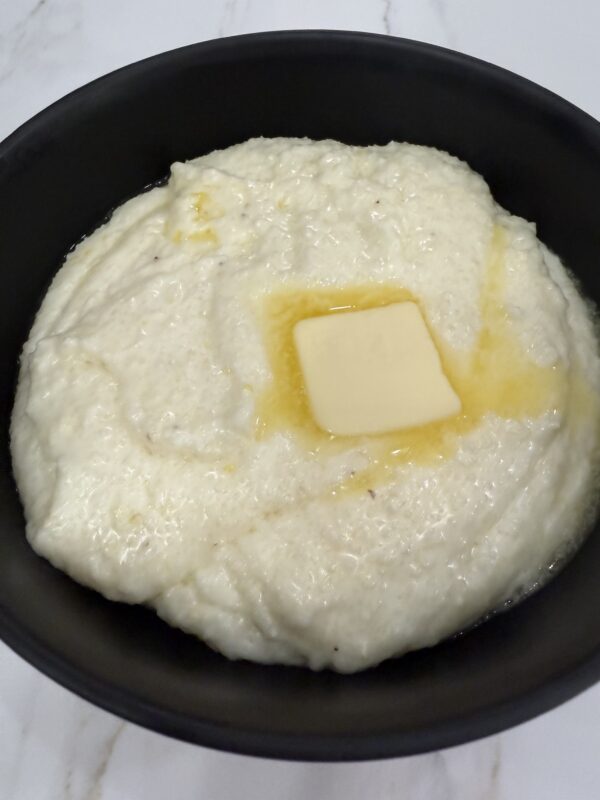 Creamy Cheddar Grits
